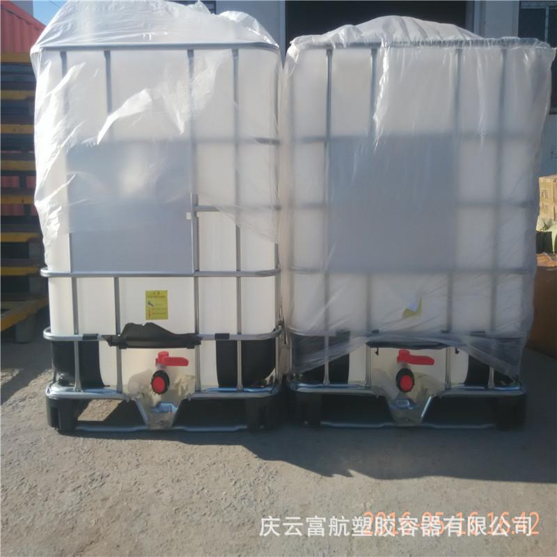 吹塑容器