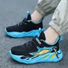 Zapatos para Niños Zapatos Deportivos 2026 Verano Malla Transpirable Suela Suave Zapatos para Correr Zapatos Casuales Zapatos de Malla Estudiantes de Primaria Modernos