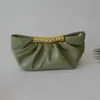Bolsa Nube Bolsa de Almacenamiento Leia Color Metálico Bloques de Color Bolso de Hombro Cruzado de Lujo de Alta Gama Bolso de Mano Versátil de Moda para Mujer