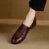 Otoño 2024 Nuevos Zapatos Planos de Piel de Vaca Lavada con Punta Redonda y Boca Profunda para Mujer Zapatos Retro Simples de Suela Suave