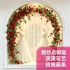 Enredaderas de rosas artificiales para decoración de techos interiores, flores falsas de plástico para arcos de boda, escaparates, áreas escénicas y paisajismo exterior.