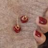 Pendientes rojos Red Mill encantadores otoño e invierno 2023 nuevos pendientes de diseño de nicho joyería de oreja retro de alta calidad