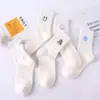Meias brancas femininas para primavera e outono, meias de cano médio, estilosas e fofas, estilo japonês, verão, meias de cano médio com laço rosa para meninas