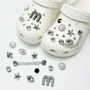 2026 Moda Nuevo Versátil Zueco de Oso con Cuentas Accesorios para Zapatos DIY Dijes Desmontables para Zapatos Hebillas de Zapatos de Alta Gama