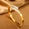 Pulseira Cruzada de Aço Inoxidável Transfronteiriça Banho de Ouro 18k Inlaid com Diamantes Pulseira de Titânio da Moda para Mulheres Joias Atacado