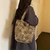 Nova Moda Versátil 2026 Bolsa de Nylon com Estampa de Leopardo para Mulheres, Bolsa de Ombro Transversal de Grande Capacidade, Bolsa Tote Casual para o Dia a Dia