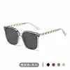 Óculos de Sol de Alta Qualidade com Proteção UV, Armação Quadrada, Lentes Polarizadas, Estilo Popular, Fazem o Rosto Parecer Menor, Adequados para Rostos Grandes, Efeito Emagrecedor