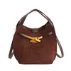 Bolsa de Mão Texturizada de Alta Qualidade Vintage, Bolsa Saco para Mulheres, Novo Modelo Inverno 2025, Bolsa de Ombro Transversal Simples e Versátil de Nicho