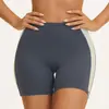 Calça de comprimento médio com cor contrastante, estilo perna de fora, justa ao corpo, valoriza a silhueta, bela linha do bumbum, pode ser usada fora de casa, para ir ao trabalho ao ar livre, fazer compras, calça de sete oitavos 2567