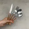 Cuchillo, Tenedor y Cuchara para Suministros de Hotel de Acero Inoxidable Vajilla Creativa Cuchara para Postre de Bistec Occidental Mango de Clip con Imitación de Madera Set Coreano