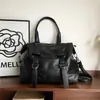 Bolsa de mão feminina transfronteiriça, modelo de comércio exterior, bolsa tote com toque de luxo, grande capacidade, bolsa transversal simples, bolsa de ombro versátil para o dia a dia, bolsa de ombro