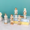 Os Cinco Ornamentos de Presilha de Noz Mais Vendidos da Amazon, Forma Exquisita, Material de Alta Qualidade, Atmosfera Festiva, Soldados
