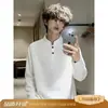 Camiseta Henley de color blanco grisáceo, corte regular, manga larga para hombre, sudadera de peso pesado otoño estilo americano patchwork deconstruido, capa base de cuello alto