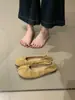 Zapatos planos retro de estilo coreano para mujer con punta dividida y corte bajo, nuevos para el otoño de 2026, slip-on tipo 'abuela' con suelas blandas y diseño de pezuña de cerdo