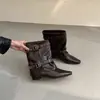 Primer Encuentro Jifa Botines Cortos de Punta Francesa Hebilla de Cuero Botas de Pantalón para Mujer 2026 Otoño/Invierno Nuevos Botas Martin de Tacón Grueso Holiday West