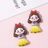 Pequeños Accesorios de Resina de Blancanieves de Anime Pegamento Cremoso DIY Funda de Teléfono Pegatinas para Refrigerador Vaso de Agua Pasador Venta al por Mayor