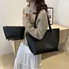 Bolso tote de moda estilo coreano para mujer de este año, nueva colección otoño 2026, diseño patchwork, bolso de hombro sencillo y bolso de axila con diseño anidado