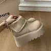Populares botas de plataforma estilo Martin para mujer, nueva colección de invierno 2026, versátiles, estilizan y forradas de felpa, con suelas gruesas y diseño inspirado en Birkenstock, botines