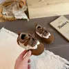 Otoño 2026 Nuevas Llegadas Zapatos de Vestir para Niñas Zapatos Caminadores Retro de Bloques de Color Suela Suave para Niños Zapatos Deportivos Casuales para Niños