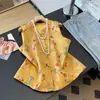 Chaleco Cardigan de Seda de Calidad Garantizada Estilo Chino Nuevo Resistente Estilo Étnico Jacquard de Satén con Botones