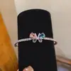 Pulseira Aberta Brilhante Estilo Luxo Leve Zircônia Borboleta Coração Gota d'Água Oval Pulseira de Mão Elegante de Nicho de Alta Qualidade para Mulheres