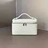 Bolso de Mano para Mujer Lp27 19 Bolsa para Lonchera Cuero Genuino Patrón de Lichi Mismo Estilo que Gigi Hombro Único Cruzado Bolsa de Maquillaje Hebilla Plateada de Moda
