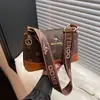 Regalo para Mamá: Bolso Cruzado de Moda Tendencia, Nuevo Bolso Cuadrado Pequeño Retro Europeo y Americano 2025 para Mujer, Venta al por Mayor desde el Fabricante