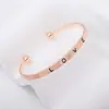 Versión coreana de AliExpress transfronteriza de simple pulsera abierta LOVE con inscripción pulsera de amor moda simple venta al por mayor de fábrica