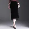 Falda de Malla Patchwork de Terciopelo Dorado Nueva para Otoño 2026 para Mujer, Falda Bodycon, Falda Lápiz Versátil de Corte Ajustado, Falda Recta