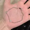 Pulsera Brillante de Trébol de Cuatro Hojas con Diamantes Completos del Pequeño Libro Rojo, Pulsera de Moda de Lujo Apilada con Estambres de Girasol, de Alta Gama y Elegante