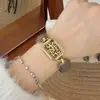 Relógio Quadrado Pequeno de Mostrador Único Estilo Meio do Século com Pulseira de Couro Genuíno para Mulheres, Alta Moda com Temperamento, Relógio Versátil Atacado