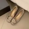 Encuentro Primero Suede Clásico Hebilla Cuadrada Tacón Oculto Slip-On Zapatos para Viajar 2026 Primavera Nuevo Modelo