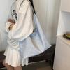 Bolso de mezclilla para mujer popular de este año 2024, nuevo bolso informal de estilo perezoso, bolso de hombro bajo el brazo de gran capacidad, bolso de mano portátil