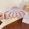 Presilha de cabelo estilo vintage em osso de dragão para mulheres, presilha de garra simples e elegante com bolinhas para penteados altos, acessório de cabelo tipo presilha de tubarão