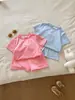 Conjunto de Verano para Niñas Estilo Coreano Camiseta de Manga Corta y Shorts Dos Piezas Color Sólido Estampado Casual Ropa Infantil Nueva Ropa de Verano para Niños