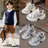 Zapatos para niñas dad shoes 2026 nuevo verano moda marca suela blanda zapatos deportivos infantiles para niñas mayores zapatos de malla transpirables
