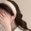Diadema de Seda de Ala Ancha Simple para Primavera y Verano para Mujeres Nuevo Estilo 2025 Diadema Alta Versátil Diaria Elegante Accesorio para el Cabello