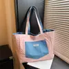 Bolsa de Ombro Casual Nova Primavera 2026 Design de Nicho Bolsa Tote Tendência Personalizada Textura Bolsa de Grande Capacidade para Mulheres