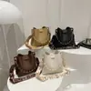 Bolsa Feminina Texturizada Novo Estilo 2025 Bolsa Transversal de Trabalho Retrô Bolsa Saco Fashionável de Grande Capacidade com Alça Única de Ombro