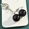 Venta Directa de Fábrica Personalizada Llavero de Cereza Colgante para Bolso Accesorios para Bolsos de Mujer Llavero de Coche Exquisito Venta Caliente Transfronteriza