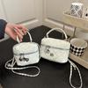 Bolso Estilo Chanel para Mujer 2025 Nueva Llegada Mini Bolso Romboidal de Mano de Alta Gama Combinable Cadena Hombro Cruzado