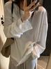 Camiseta blanca de color liso con cuello redondo, holgada, con costuras de encaje y protección solar fina, de manga larga, informal, transpirable, para otoño