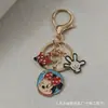 Llavero Colgante de Aleación con Mickey y Minnie de Dibujos Animados Goteo de Aceite Mejor Amigo Estudiante Colgante para Mochila Escolar Regalo Lindo