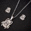 Moda Nuevos aretes de copo de nieve collar traje de joyería traje de joyería con forma de corazón de amor de oro de 18K juego de dos piezas de comercio exterior