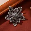 Broche de Estrella Nuevo Retro Transfronterizo Broche de Estrella de Cinco Puntas Medieval Vintage Estilo Palacio Occidental Broche de Solapa