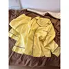 Pijama Casual Amarelo Listrado de Manga Longa para Mulheres, Design de Nicho Estilo Coreano, Adequado para o Outono, Pode Ser Usado Fora, Conjunto Casual na Moda