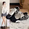 2026 Nuevos Zapatos de Entrenamiento Alemanes para Mujer de Moda Estilo Coreano con Suela Gruesa, Zapatos Casuales Retro de Suela Blanda Forrest Gump, Tenis Deportivos