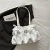 Bolsa de mano de moda retro elegante de nicho de verano 2026 para mujer, Bolso de hombro casual para debajo del brazo