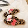 Pantuflas de Algodón Gato Kt para Mujer Hogar Otoño e Invierno Interior Hogar Estampado Leopardo Pantuflas Peludas Dibujos Animados Lindos Chanclas Pantuflas de Algodón Espiga