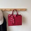 Nuevo Bolso de Mano para Boda Estilo Nacional Chino para Mujer 2026 Nuevo Otoño Lujo Ligero Matrimonio Novia Dama de Honor Rojo Bolso de Mano